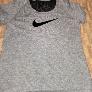 Nike tee
